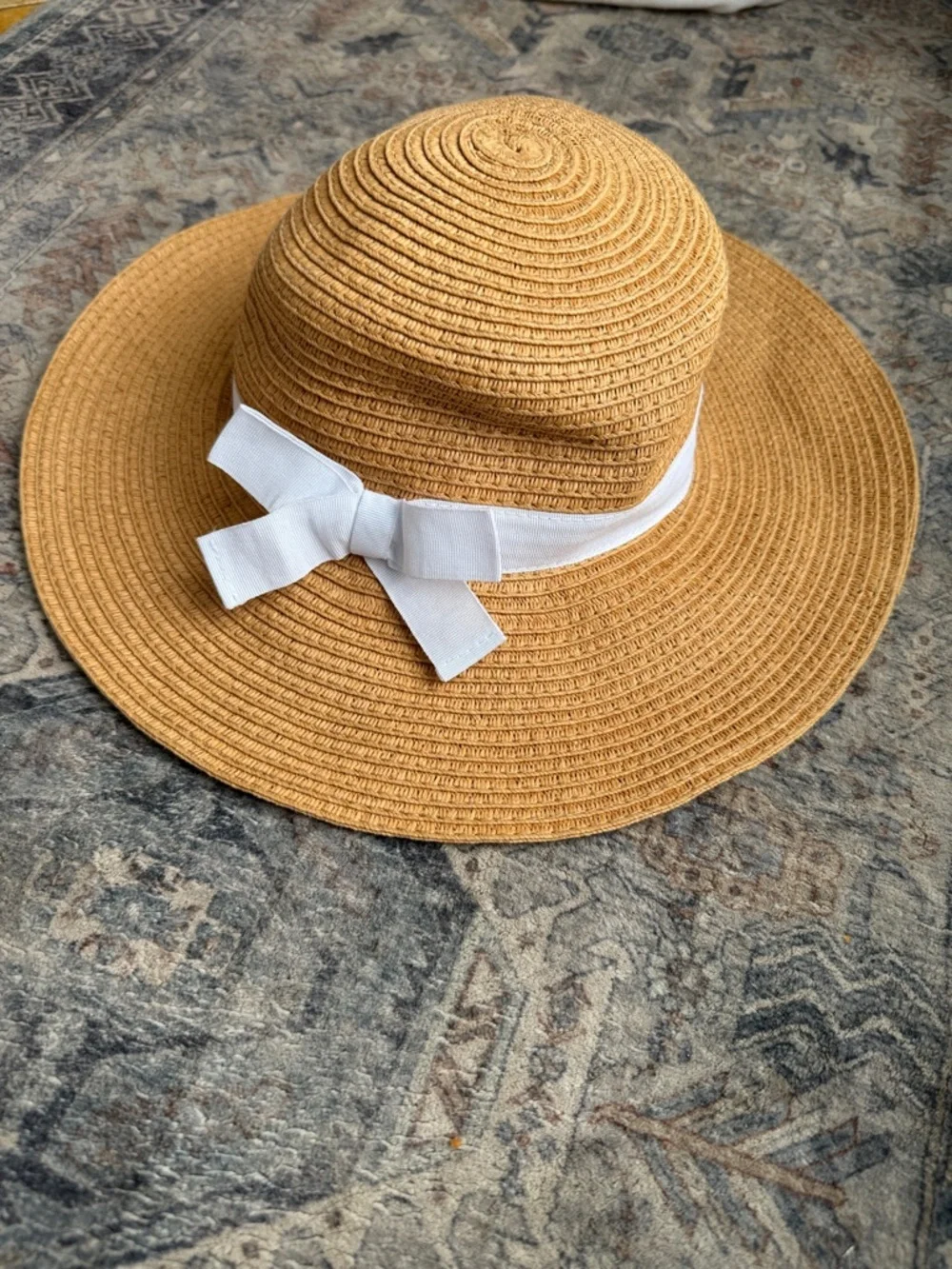 Old Navy Baby Straw Sun Hat 6-12M White Bow Wide Brim Summer Beach Hat